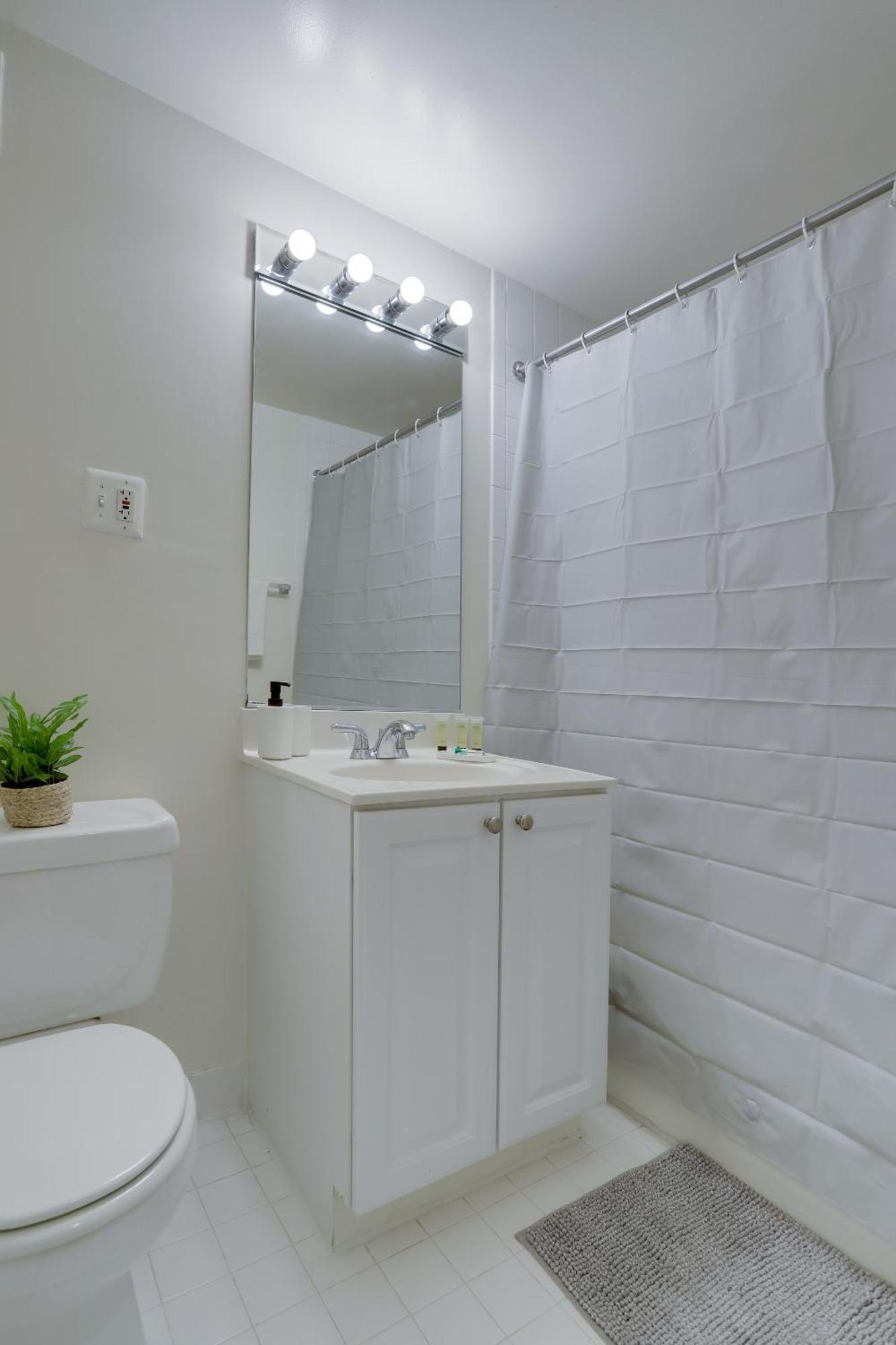 Sensational Condominium @Crystal City Arlington Buitenkant foto