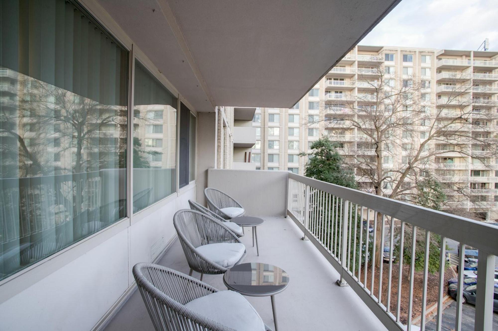 Sensational Condominium @Crystal City Arlington Buitenkant foto